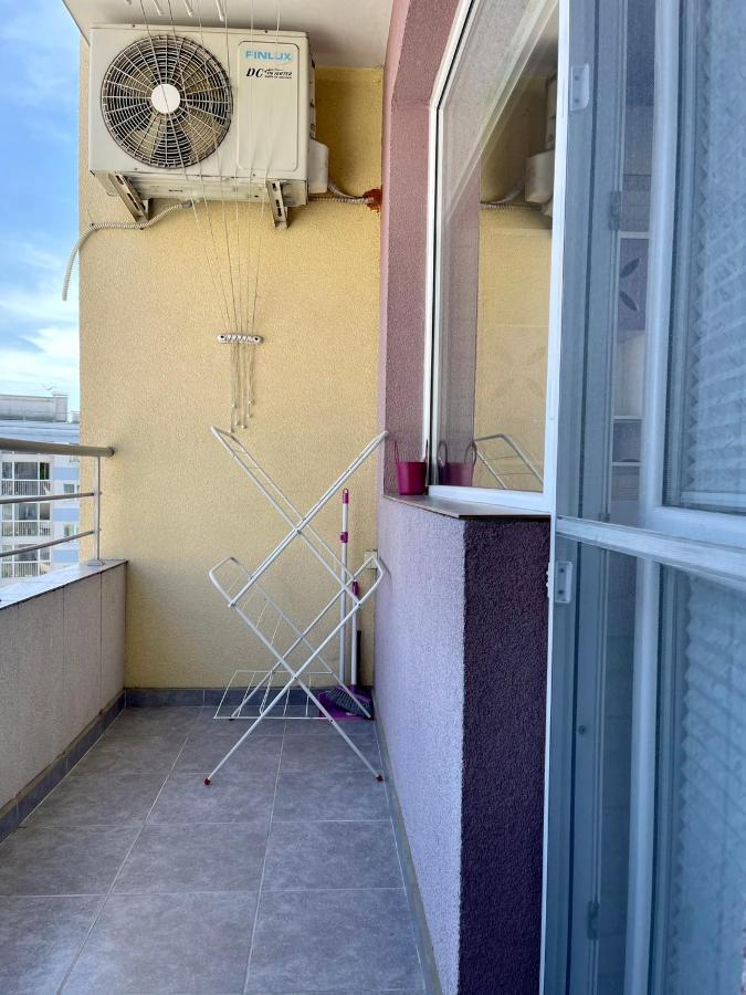 Апартамент Чаролит / Apartment Charoite Burgas Exteriör bild